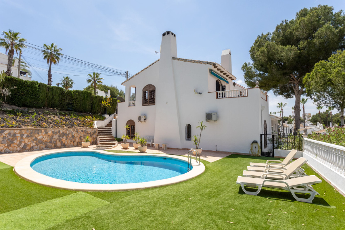 Huis te koop in Villamartin | 4 slaapkamers H5384326