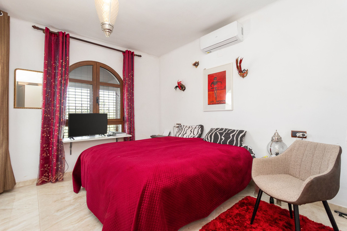 Huis te koop in Villamartin | 4 slaapkamers H5384326