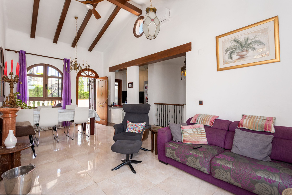 Huis te koop in Villamartin | 4 slaapkamers H5384326