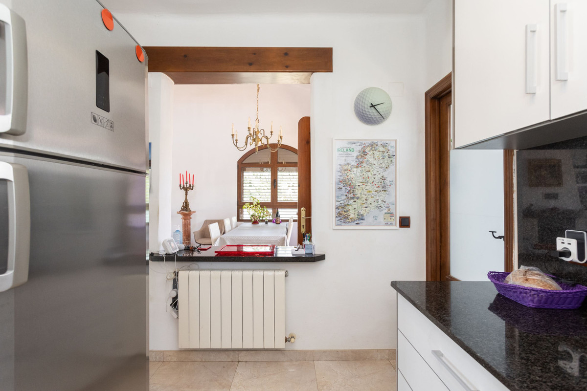 Huis te koop in Villamartin | 4 slaapkamers H5384326