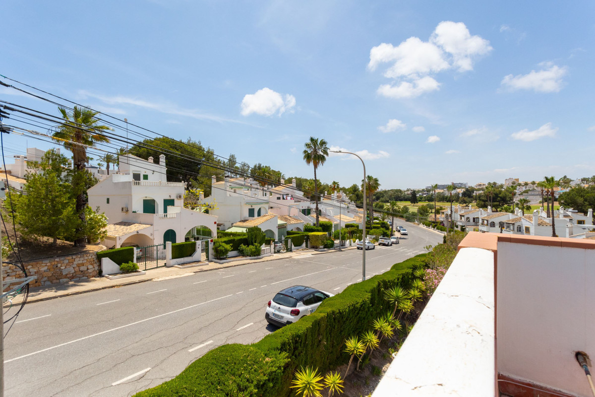 Huis te koop in Villamartin | 4 slaapkamers H5384326
