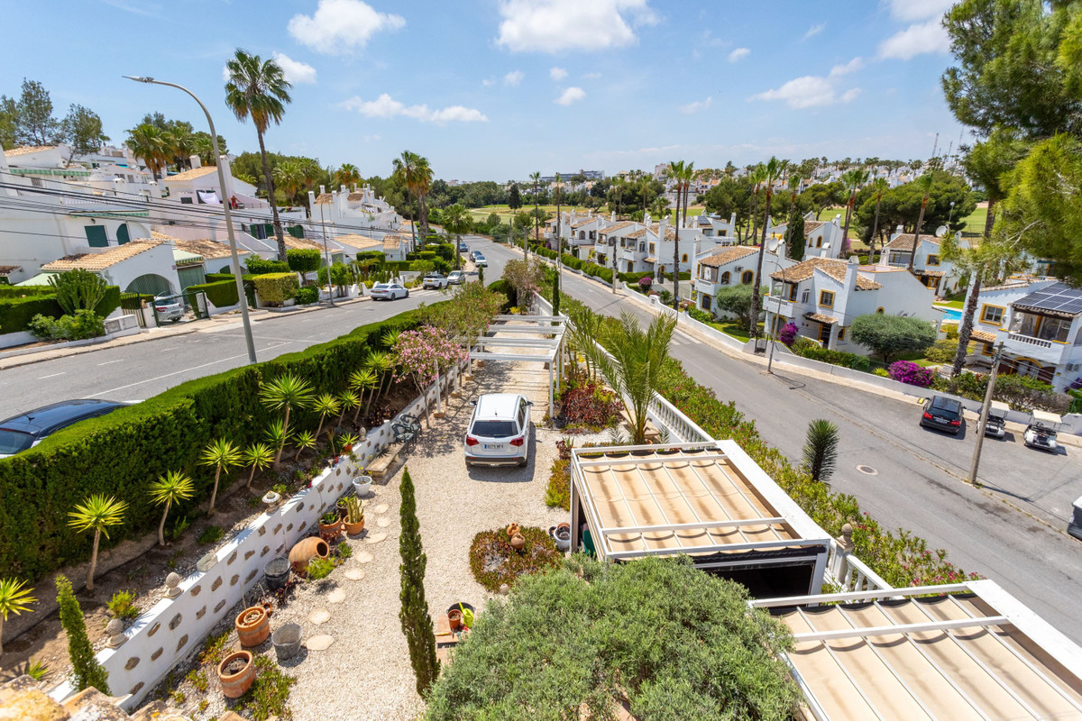 Huis te koop in Villamartin | 4 slaapkamers H5384326
