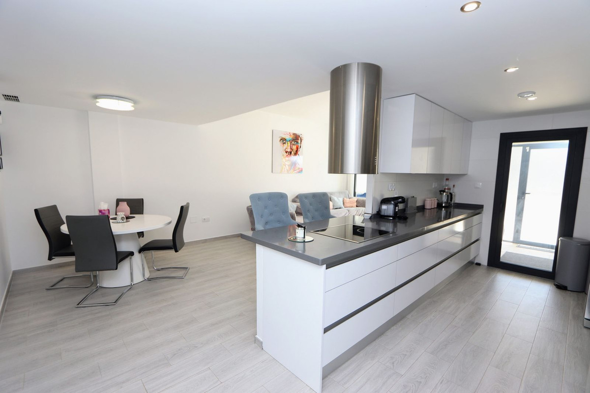 Appartement te koop in Villamartin | 3 slaapkamers H5387047