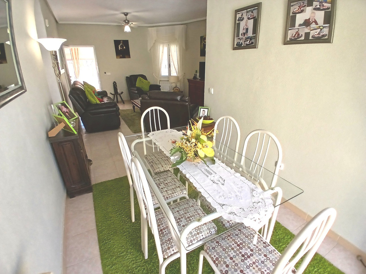 Huis te koop in Villamartin | 3 slaapkamers H5387311