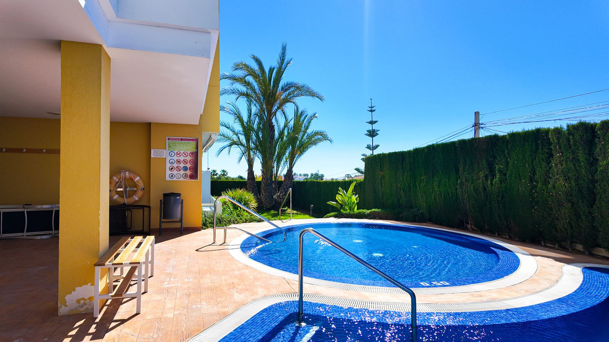 Penthouse te koop in Villamartin | 2 slaapkamers H5388070
