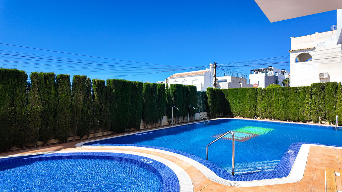 Penthouse te koop in Villamartin | 2 slaapkamers H5388070