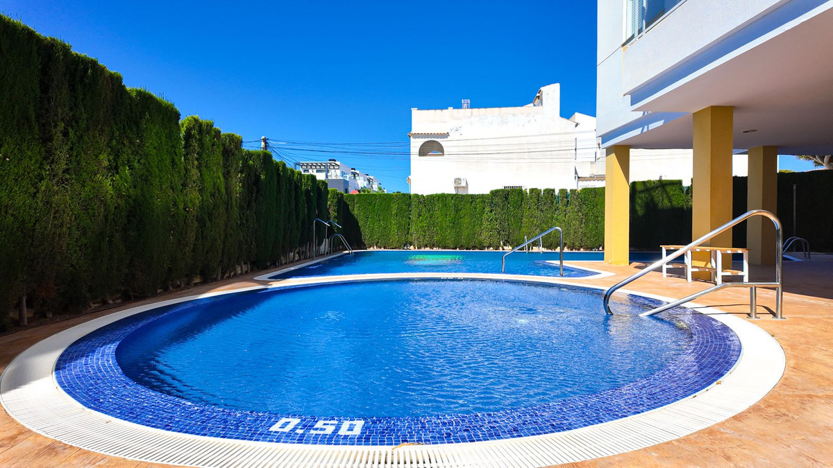 Penthouse te koop in Villamartin | 2 slaapkamers H5388070