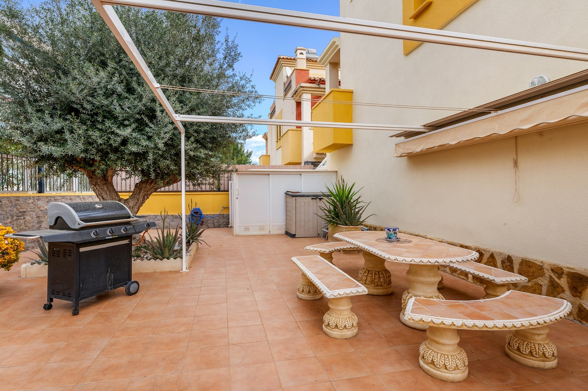 Appartement te koop in Villamartin | 3 slaapkamers H5400871