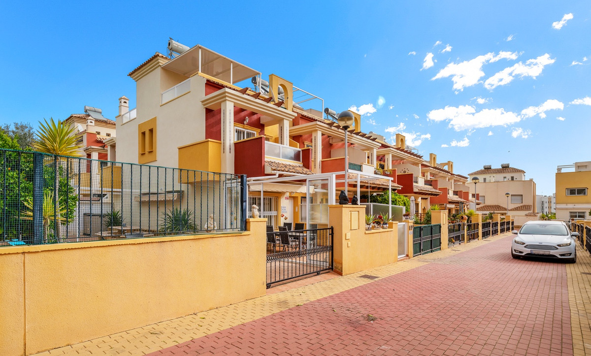 Appartement te koop in Villamartin | 3 slaapkamers H5400871