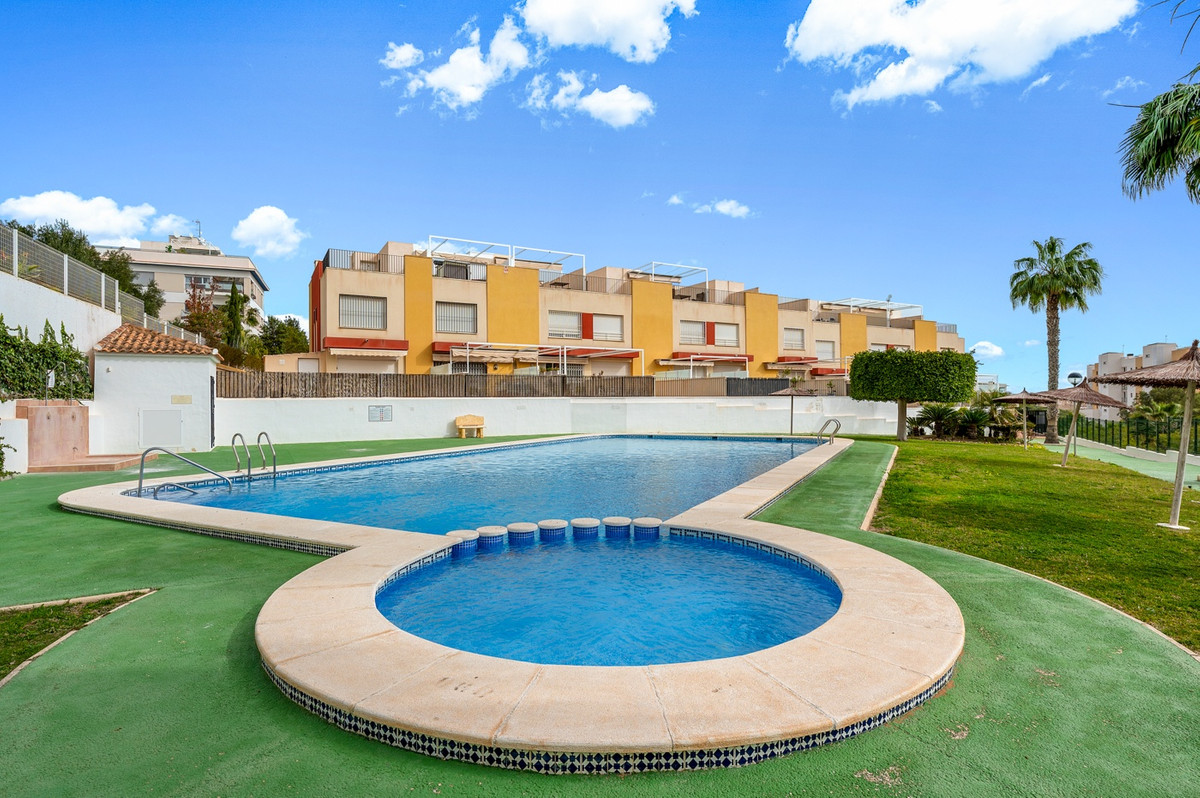 Appartement te koop in Villamartin | 3 slaapkamers H5400871