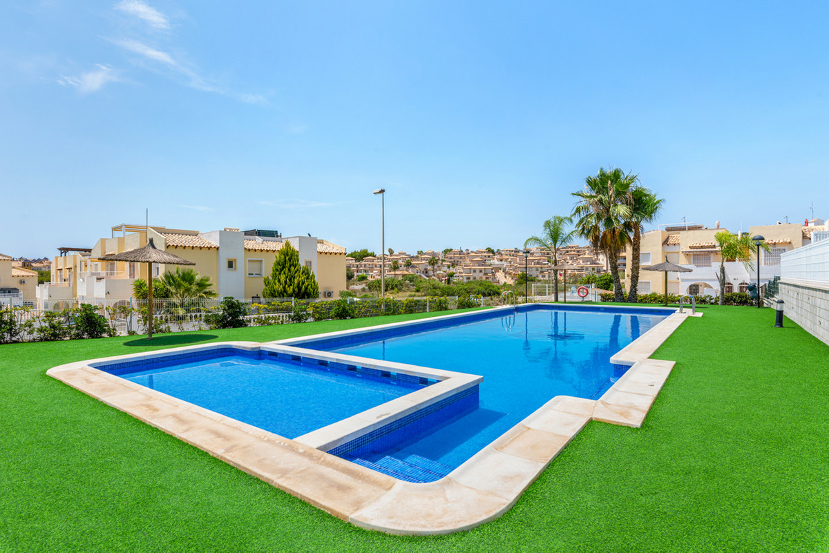 Huis te koop in Villamartin | 2 slaapkamers H5401342