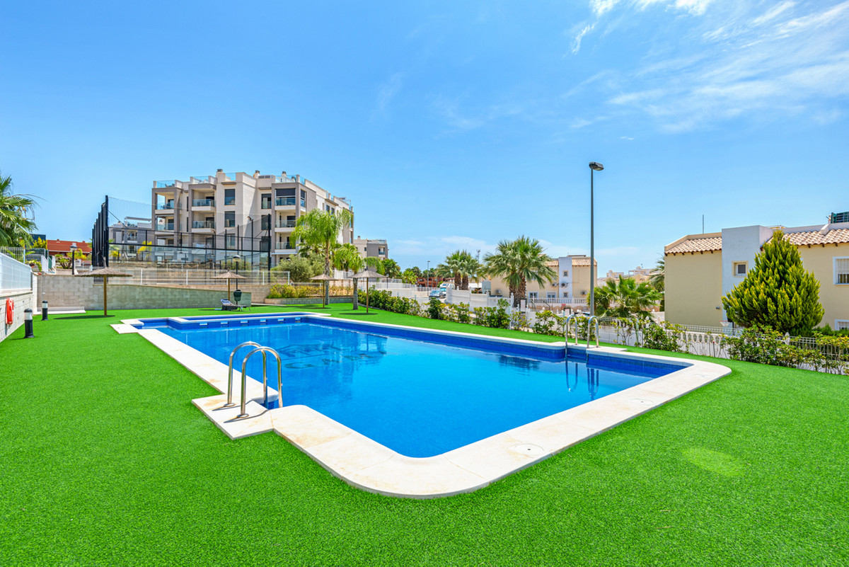 Huis te koop in Villamartin | 2 slaapkamers H5401342