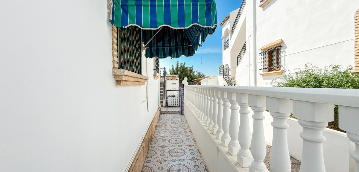 Huis te koop in Villamartin | 2 slaapkamers H5401525