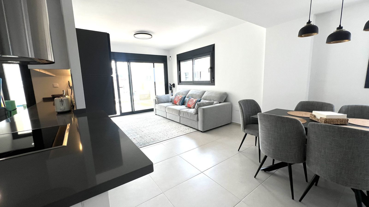 Appartement te koop in Villamartin | 3 slaapkamers H5402836