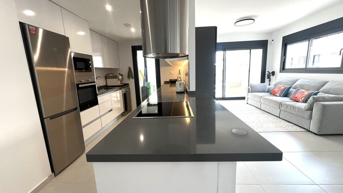 Appartement te koop in Villamartin | 3 slaapkamers H5402836