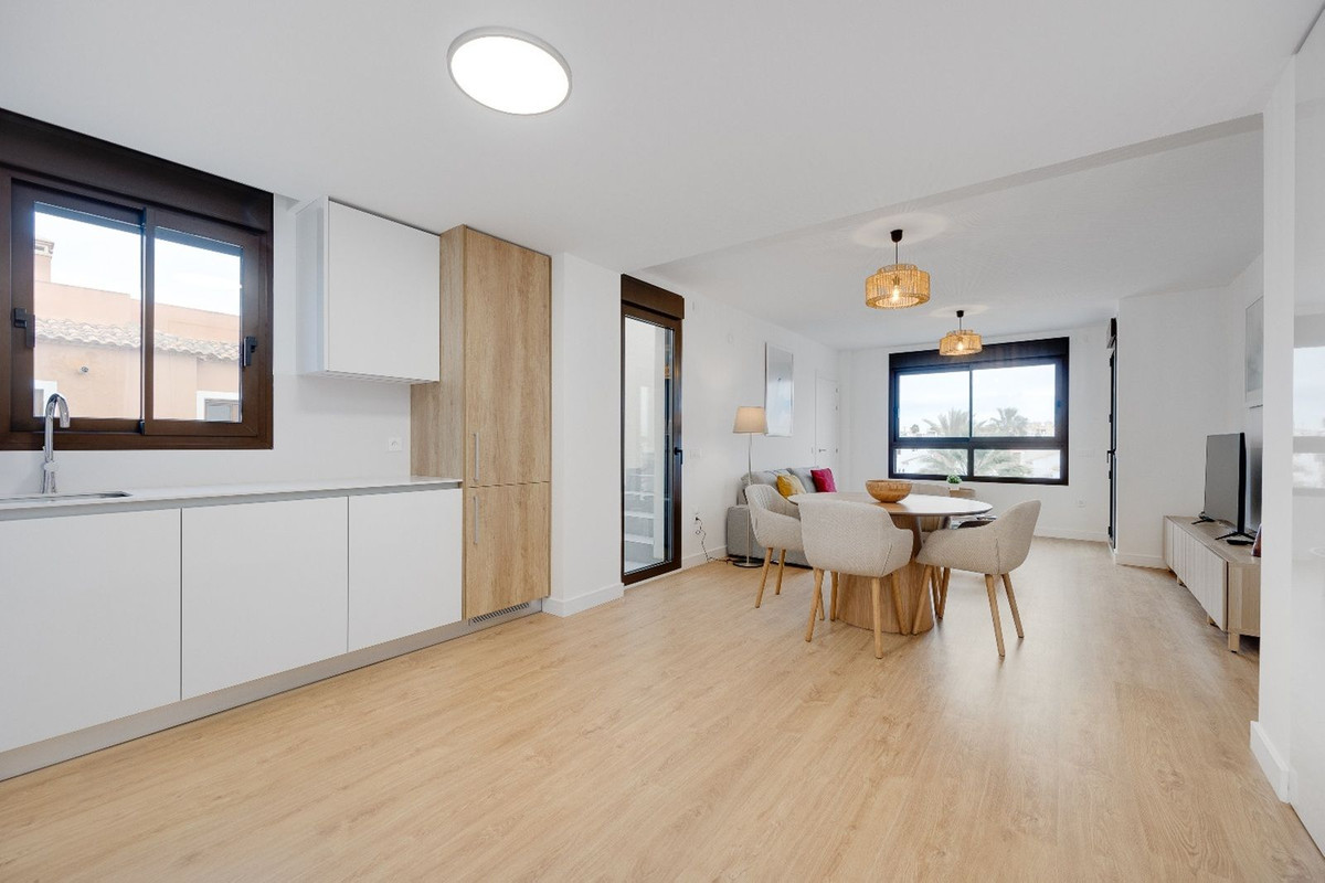 Penthouse te koop in Villamartin | 2 slaapkamers H5408035