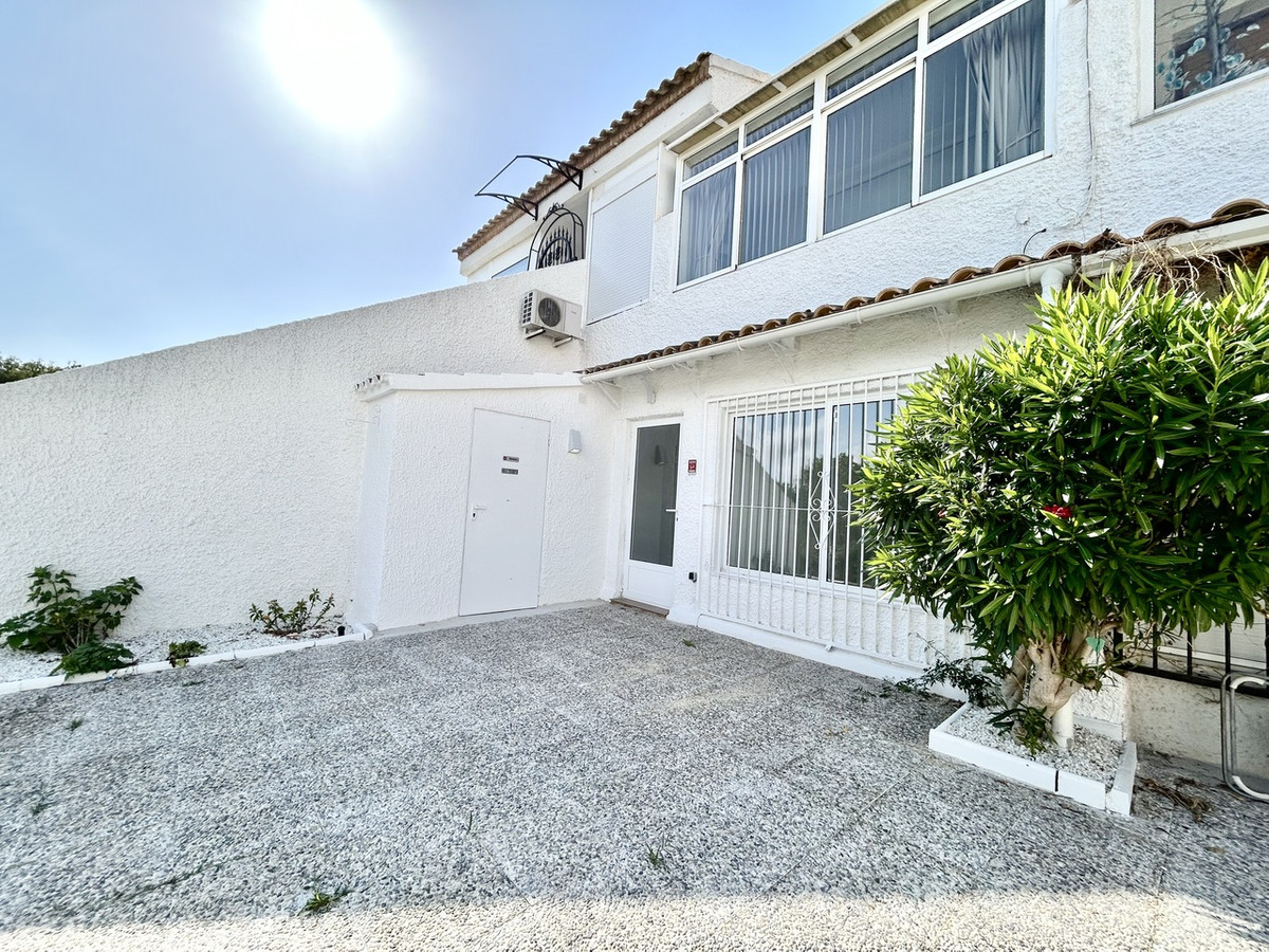 Appartement te koop in Villamartin | 2 slaapkamers H5412592