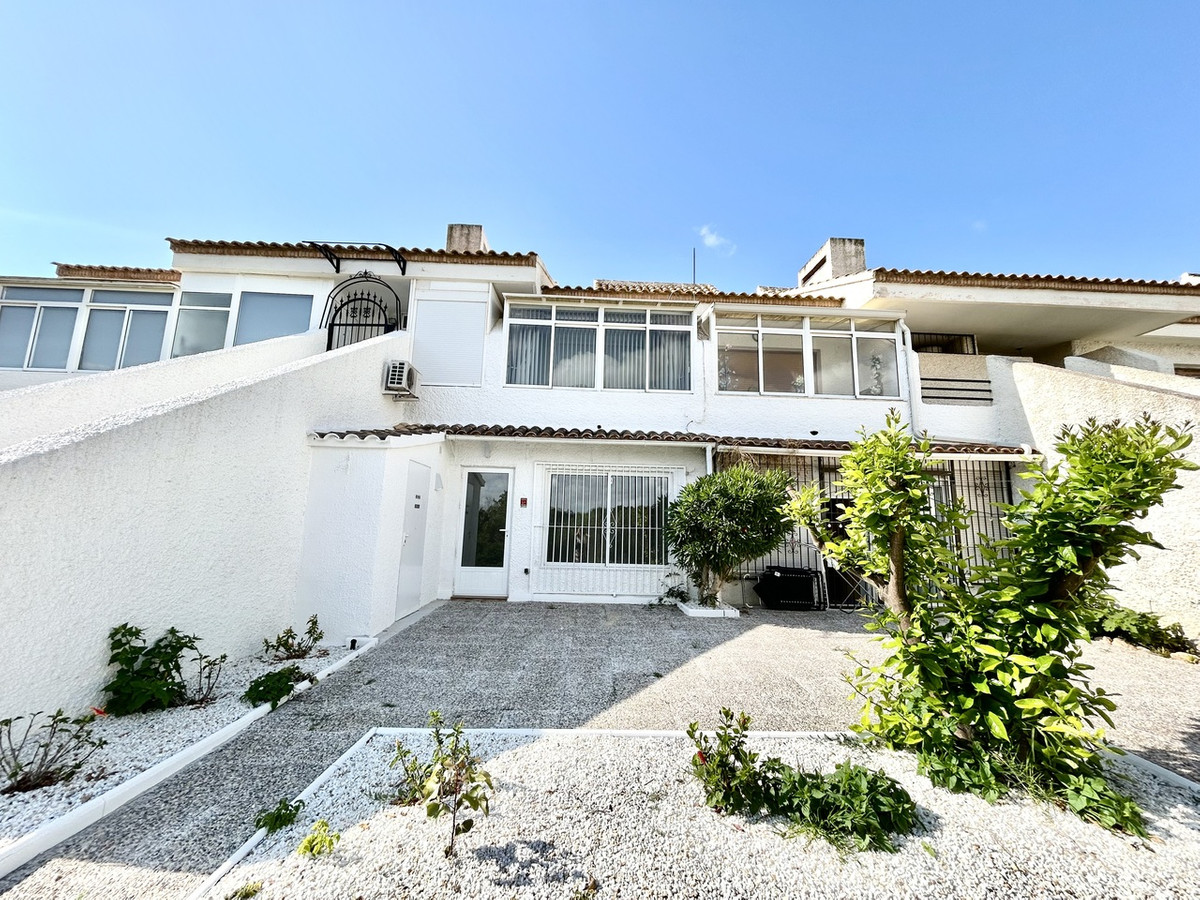 Appartement te koop in Villamartin | 2 slaapkamers H5412592