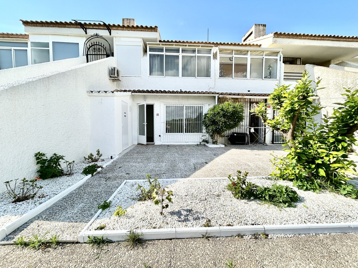 Appartement te koop in Villamartin | 2 slaapkamers H5412592