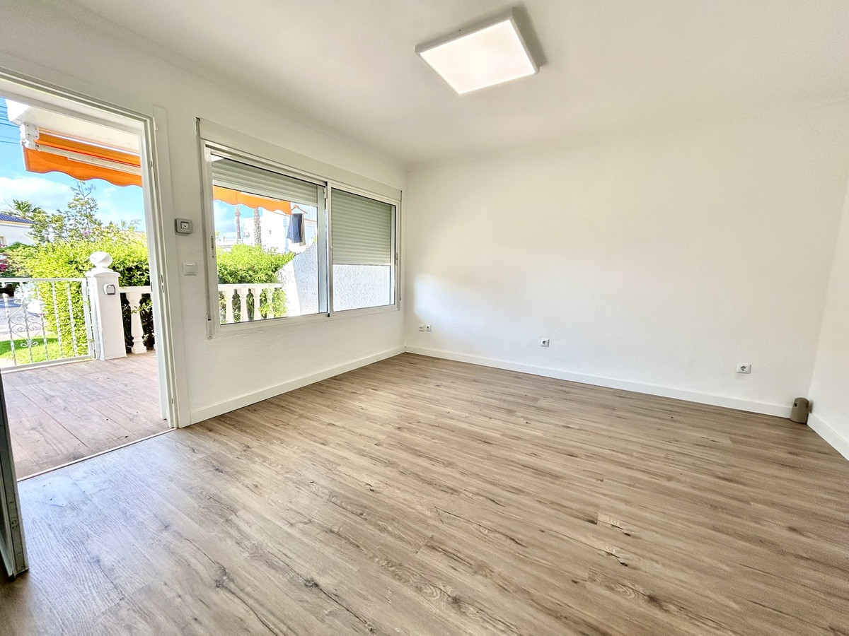 Appartement te koop in Villamartin | 2 slaapkamers H5412592