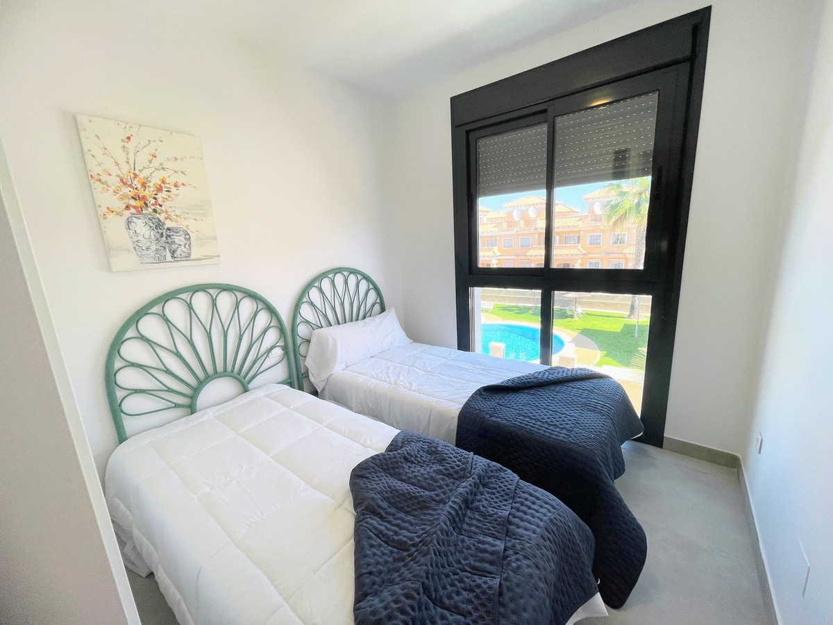 Penthouse te koop in Villamartin | 2 slaapkamers H5420086