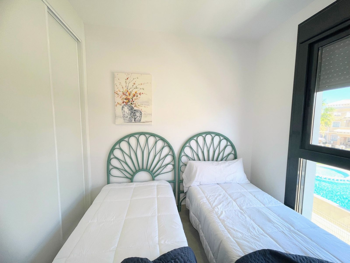 Penthouse te koop in Villamartin | 2 slaapkamers H5420086