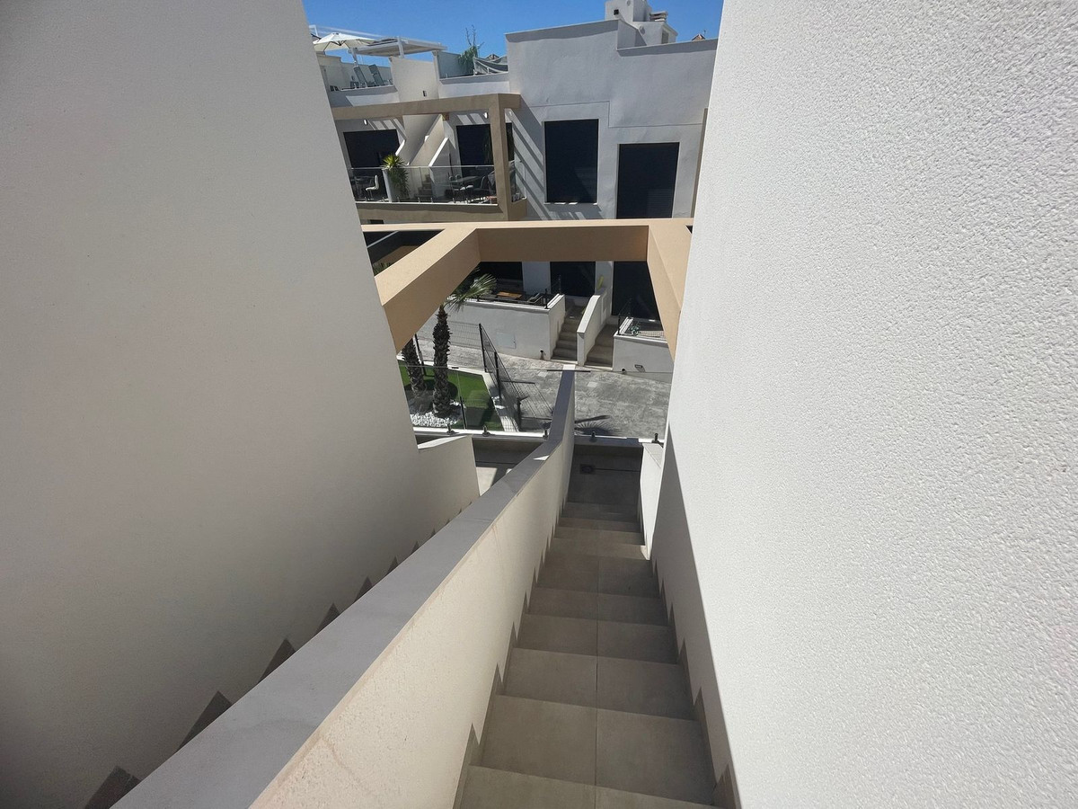 Penthouse te koop in Villamartin | 2 slaapkamers H5420086