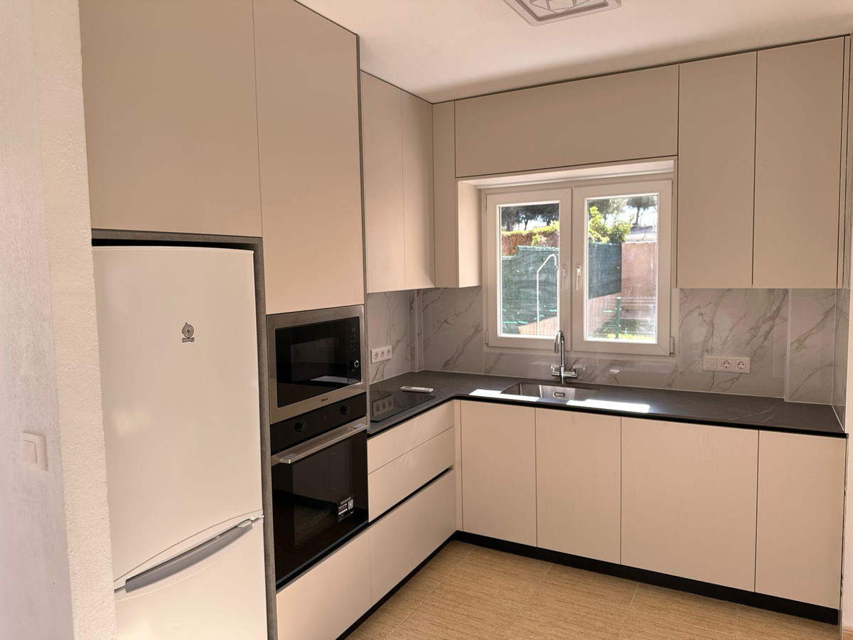 Appartement te koop in Villamartin | 4 slaapkamers H5424121