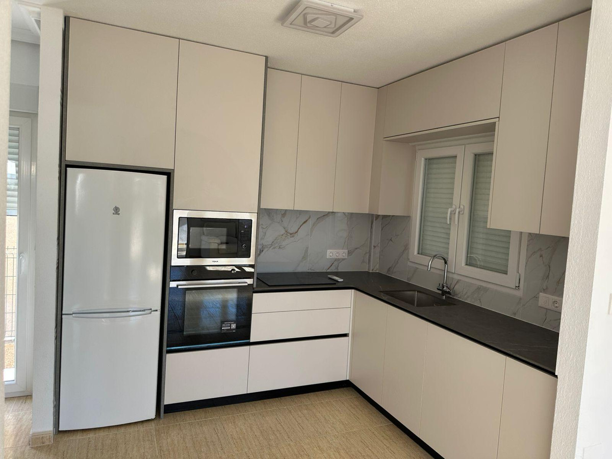 Appartement te koop in Villamartin | 4 slaapkamers H5424121