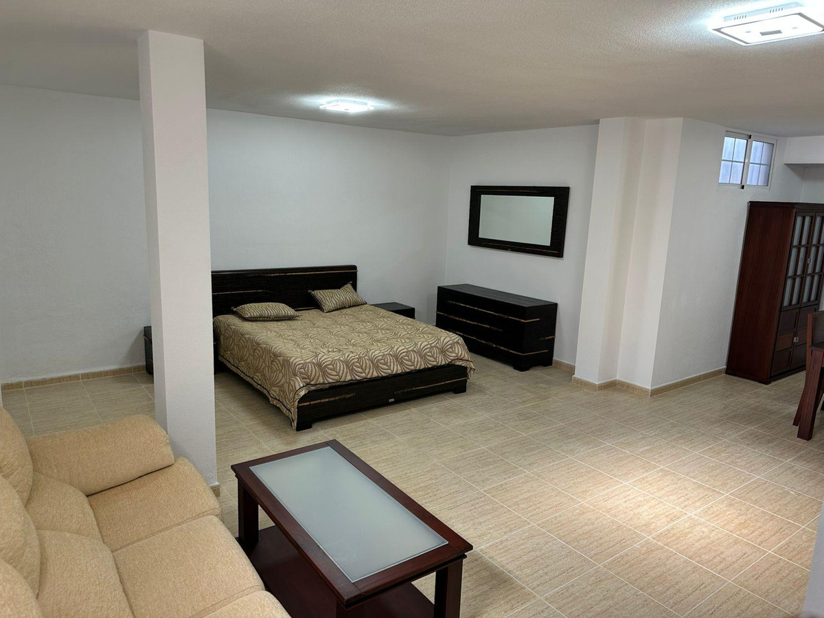 Appartement te koop in Villamartin | 4 slaapkamers H5424121