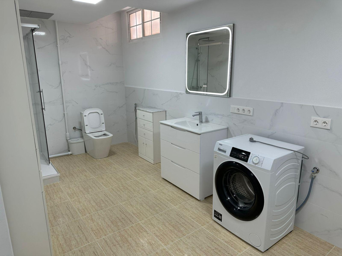 Appartement te koop in Villamartin | 4 slaapkamers H5424121