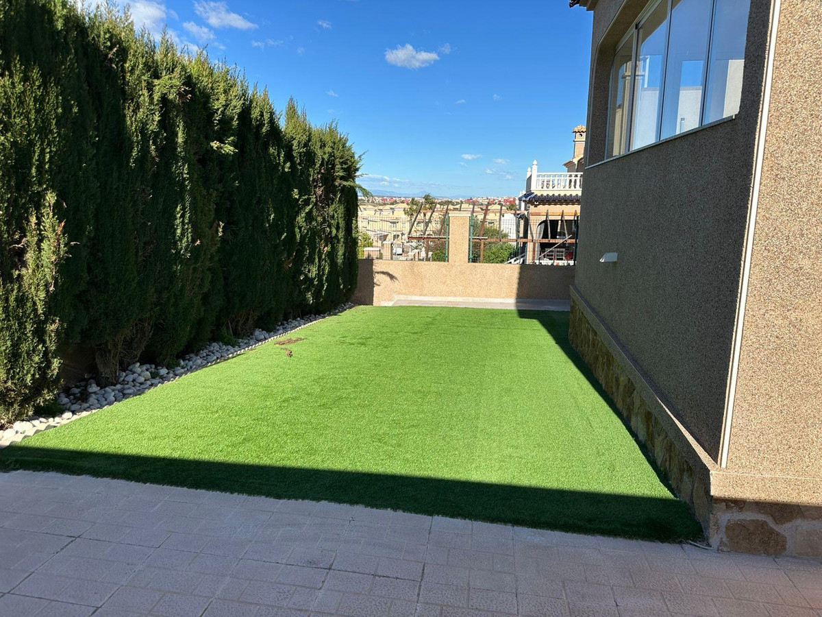 Appartement te koop in Villamartin | 4 slaapkamers H5424121