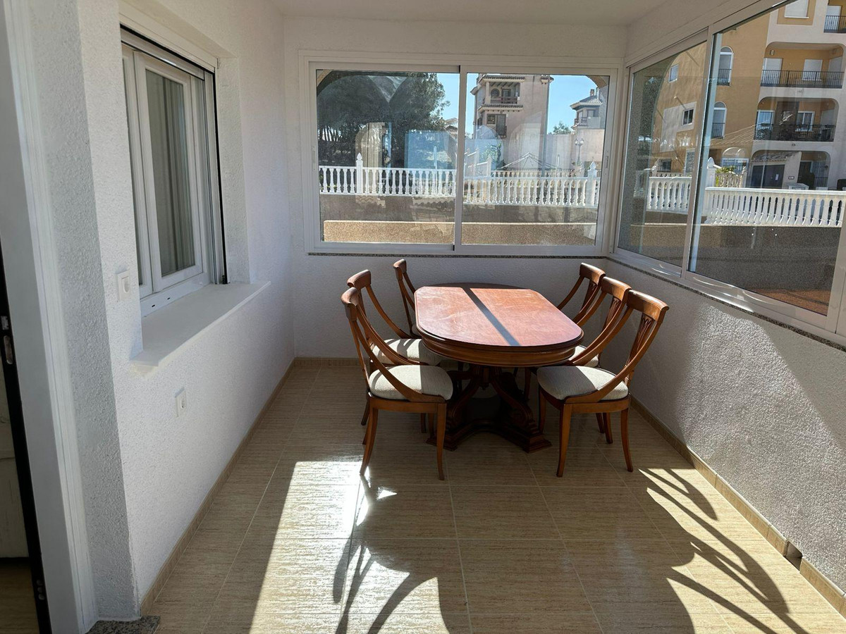 Appartement te koop in Villamartin | 4 slaapkamers H5424121