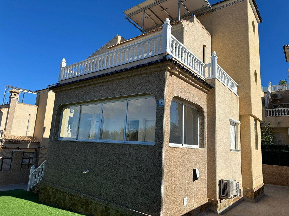 Appartement te koop in Villamartin | 4 slaapkamers H5424121