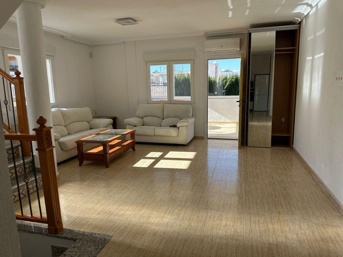 Appartement te koop in Villamartin | 4 slaapkamers H5424121