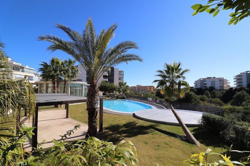 Appartement te koop in Villamartin | 3 slaapkamers H5442343
