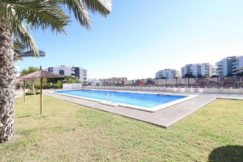 Appartement te koop in Villamartin | 3 slaapkamers H5442343