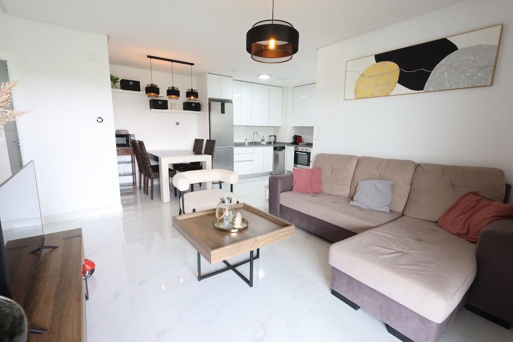 Appartement te koop in Villamartin | 3 slaapkamers H5442343