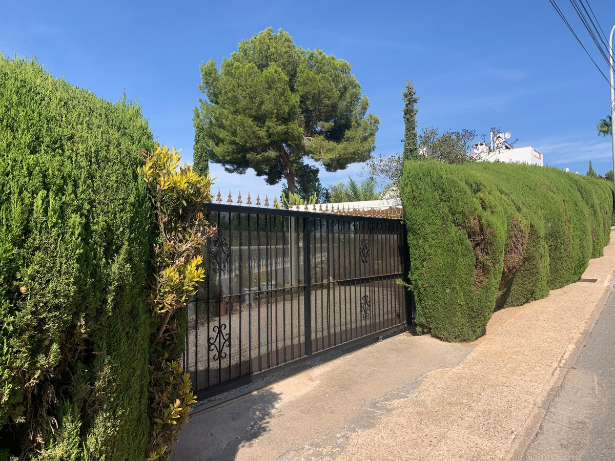 Appartement te koop in Villamartin | 4 slaapkamers H5456458