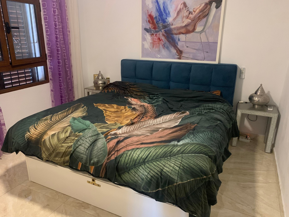 Appartement te koop in Villamartin | 4 slaapkamers H5456458