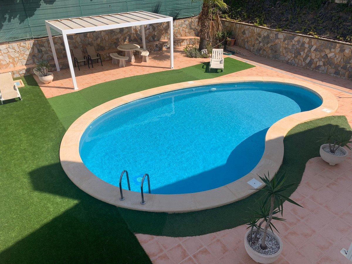 Appartement te koop in Villamartin | 4 slaapkamers H5456458