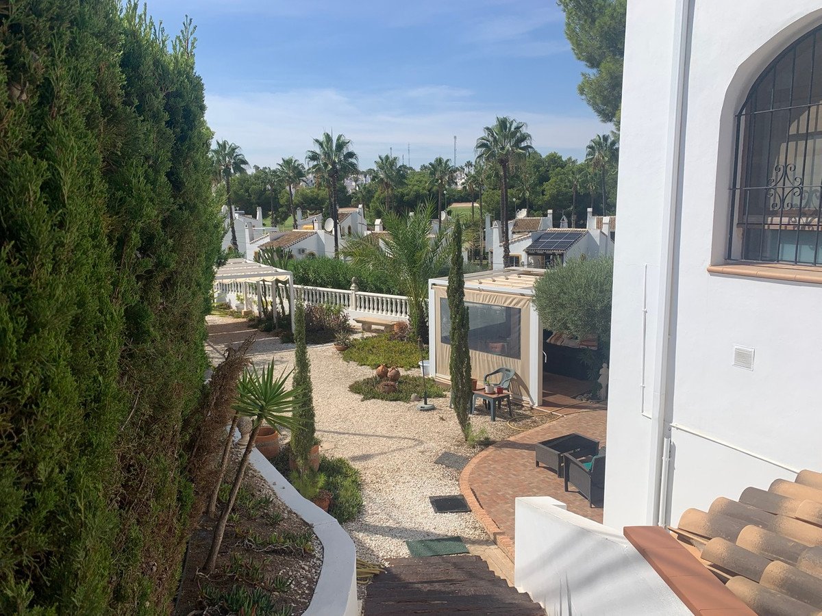 Appartement te koop in Villamartin | 4 slaapkamers H5456458