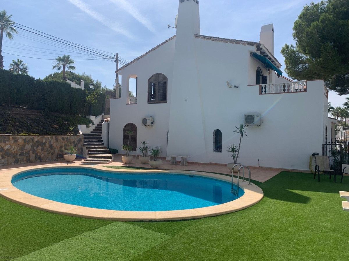 Appartement te koop in Villamartin | 4 slaapkamers H5456458