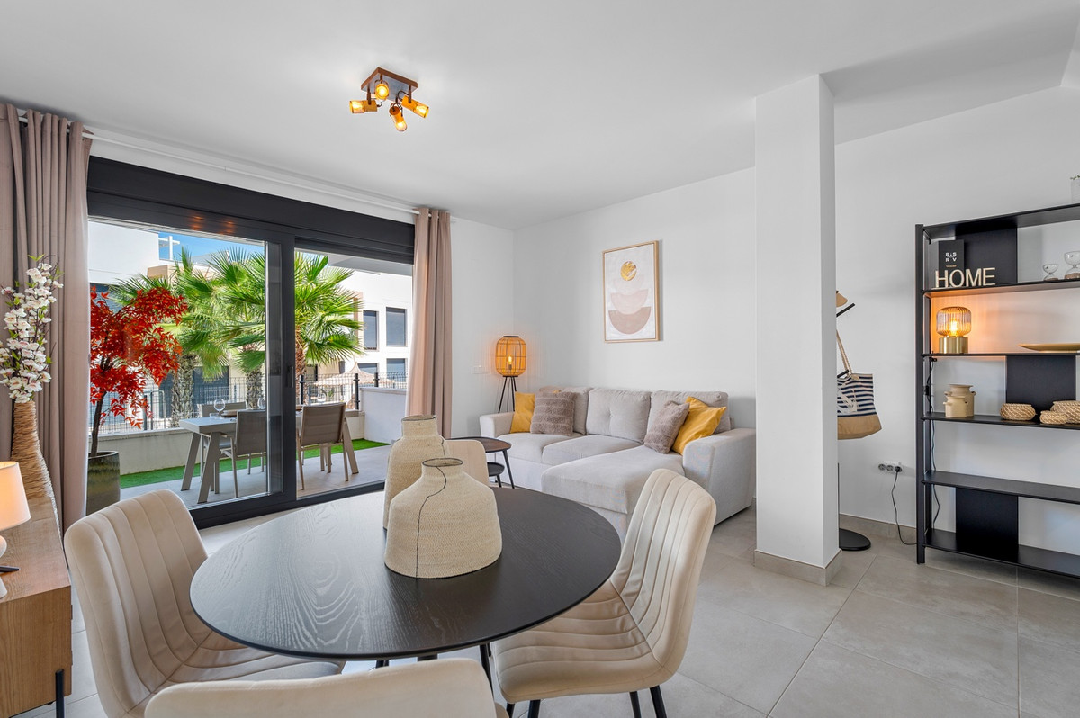 Appartement te koop in Villamartin | 2 slaapkamers H5483803