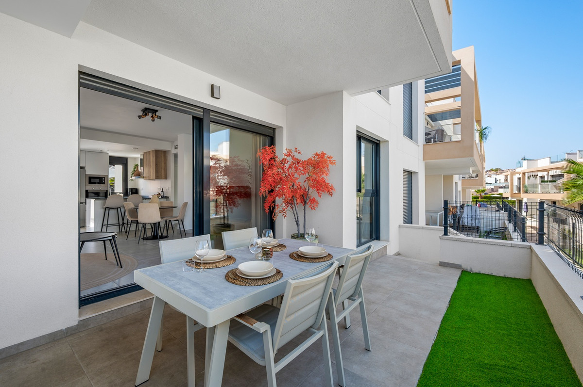 Appartement te koop in Villamartin | 2 slaapkamers H5483803