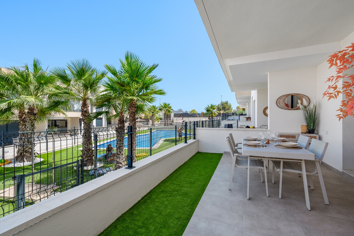 Appartement te koop in Villamartin | 2 slaapkamers H5483803