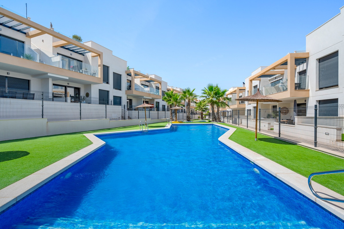 Appartement te koop in Villamartin | 2 slaapkamers H5483803