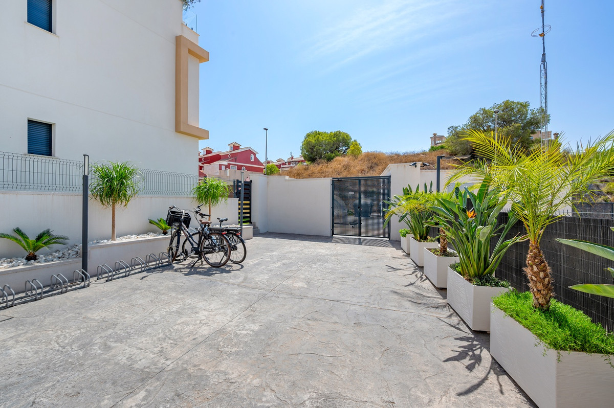 Appartement te koop in Villamartin | 2 slaapkamers H5483803