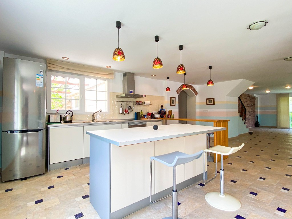 Appartement te koop in Villamartin | 7 slaapkamers H5486842