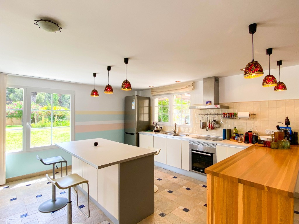 Appartement te koop in Villamartin | 7 slaapkamers H5486842